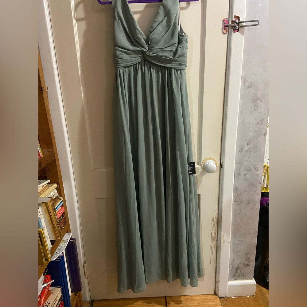 Lulus sage green dress
